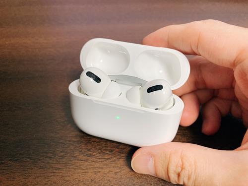 エアーポッズ（AirPods）