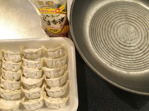 冷凍餃子の上手な焼き方