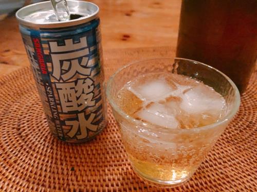 炭酸水と梅酒