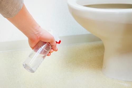 トイレの壁掃除に効果的な洗剤